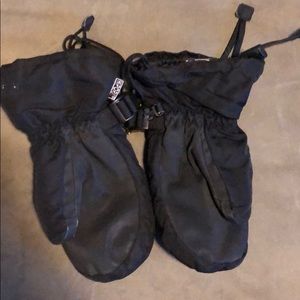 Black waterproof mittens